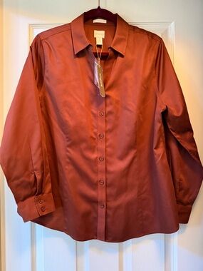 CHICO’S No-Iron Sateen Caroline Effortless Blouse-Size 2 (Large)